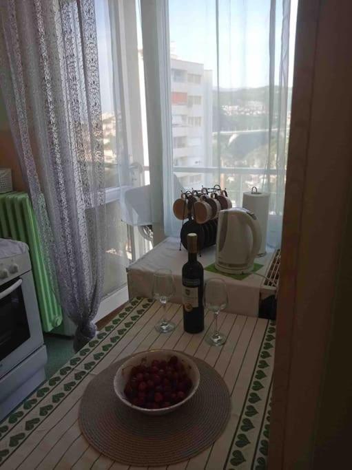 Bright And Charming Studio Apartment Rijeka Exterior foto